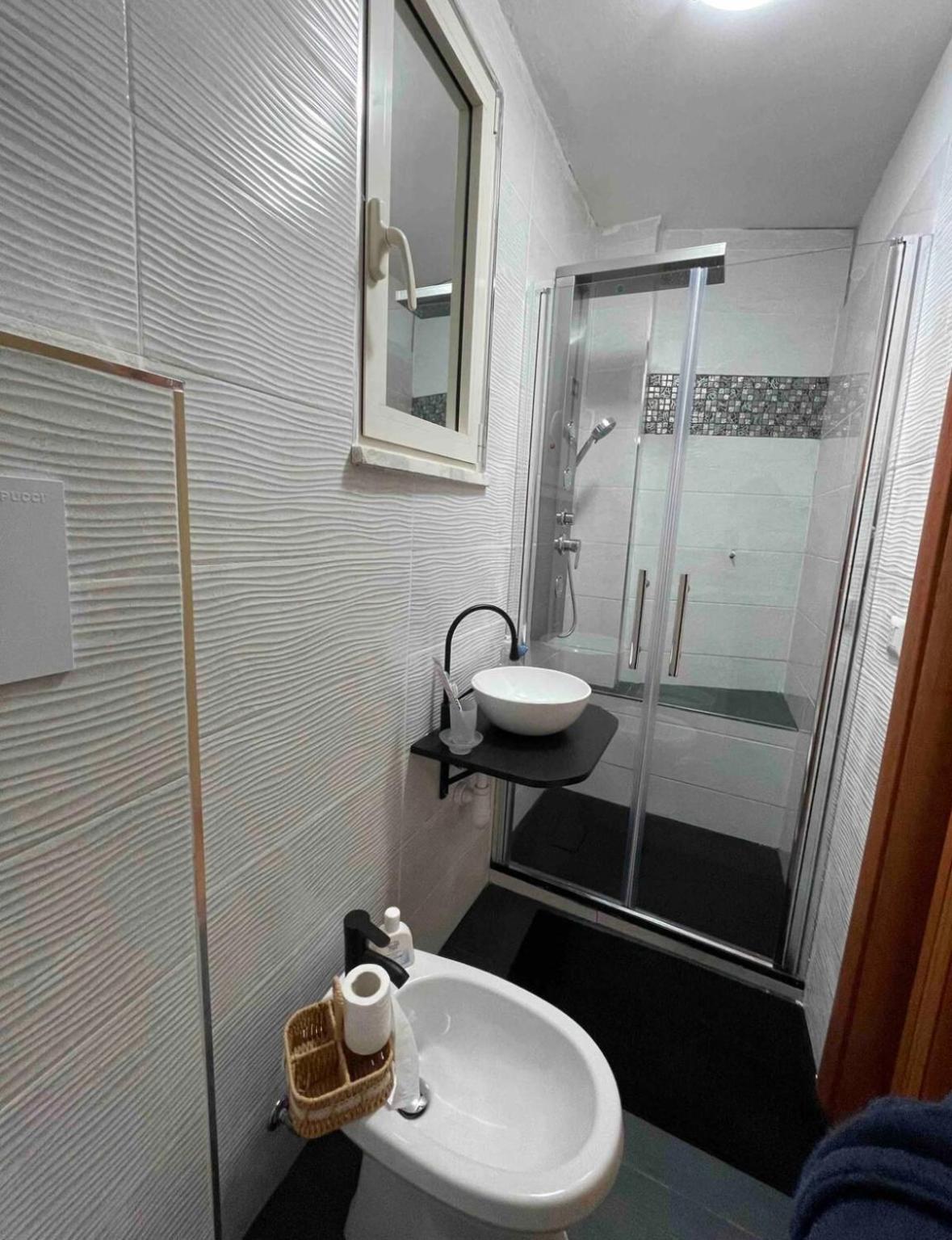 Lisaapartmenthousesalerno Exterior photo