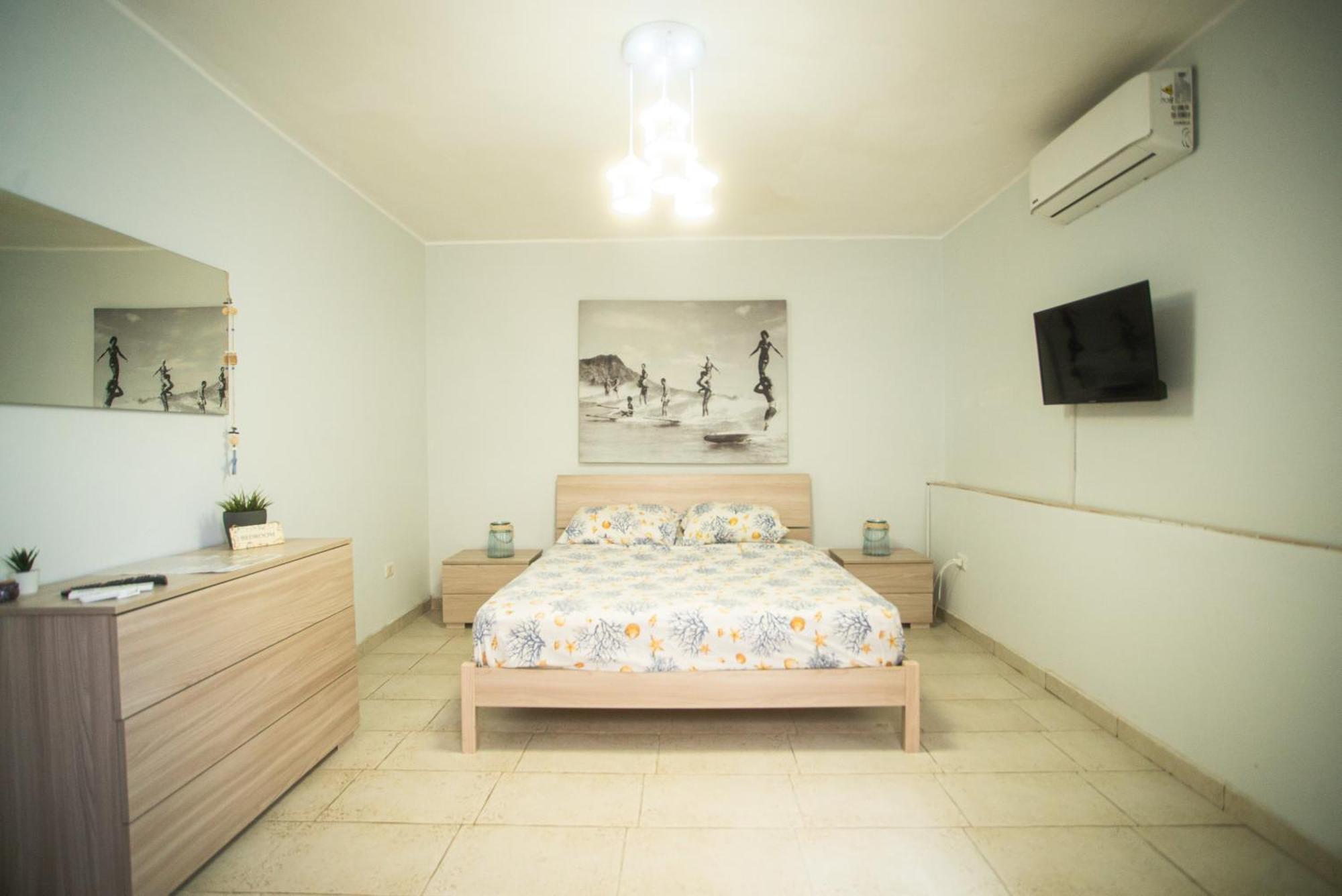 Lisaapartmenthousesalerno Exterior photo