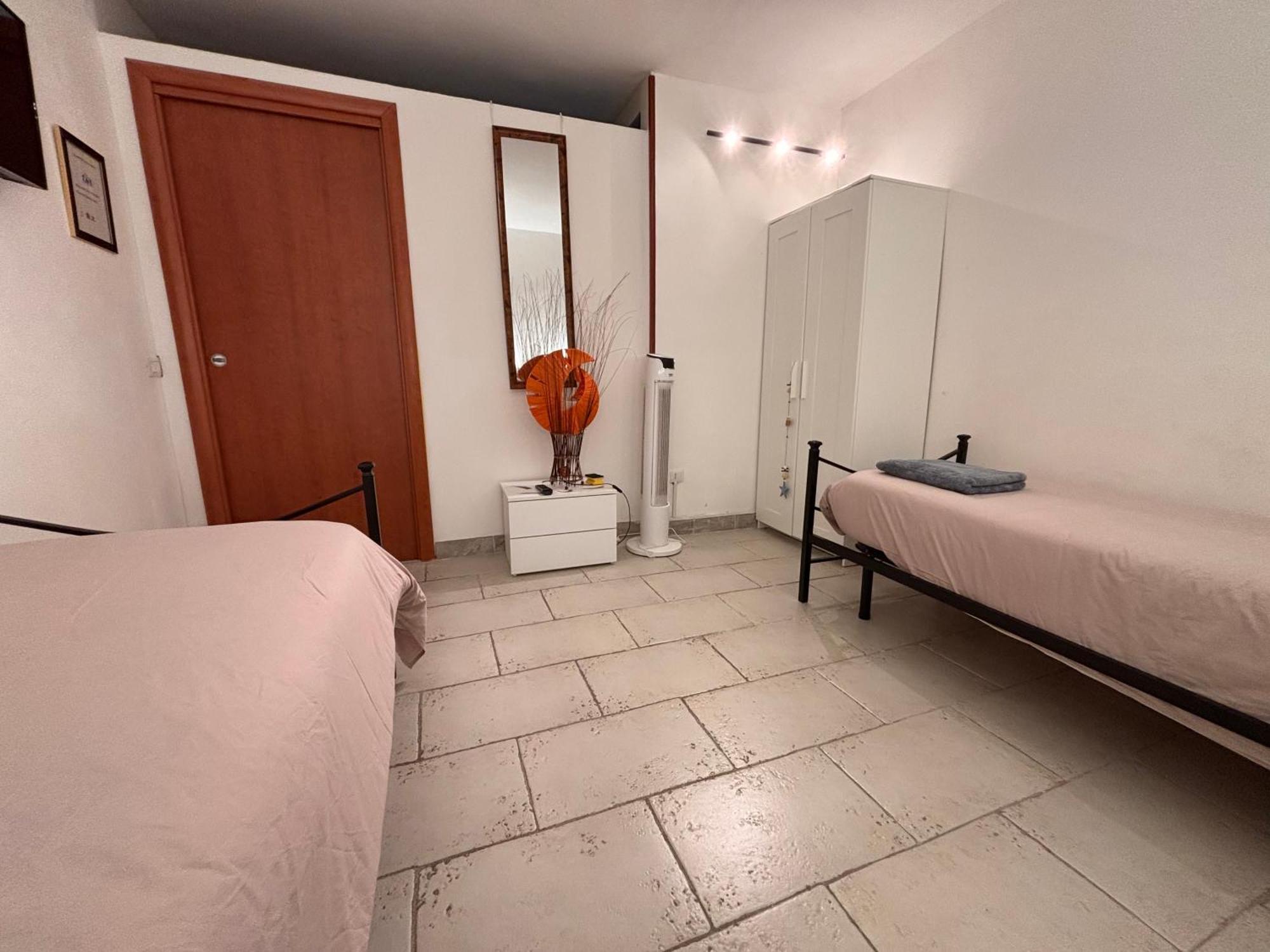 Lisaapartmenthousesalerno Exterior photo